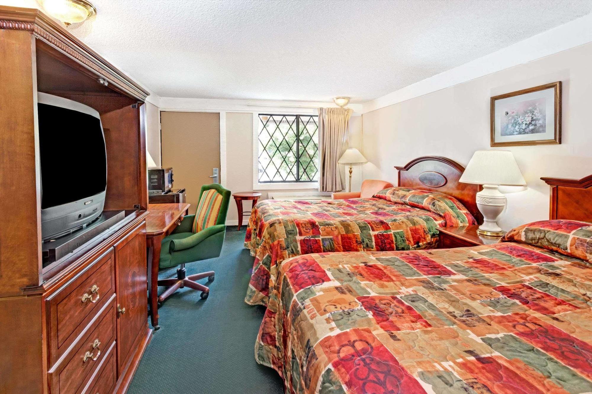 Knights Inn Austell Buitenkant foto